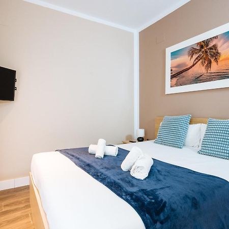Elegant Duplex 3 Master Bedrooms And Private Севиля Екстериор снимка